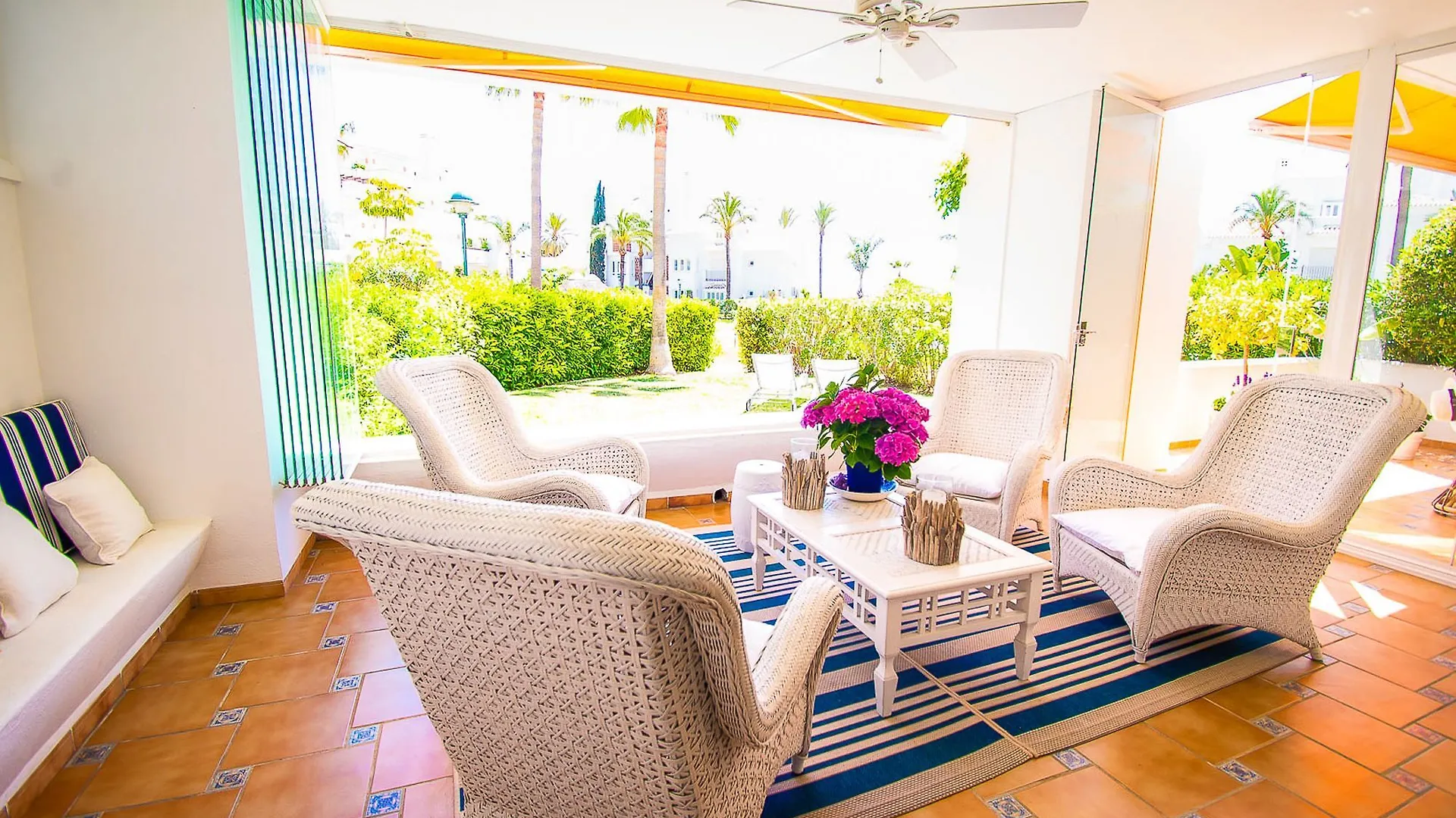 Lägenhet Oleholidays Apartamento Palm Beach 6 Marbella